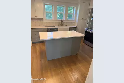 1097 State Rd, North Adams, MA 01247 - Photo 11