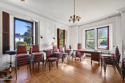 42 Wendell Ave, Pittsfield, MA 01201 - Photo 21