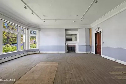 42 Wendell Ave, Pittsfield, MA 01201 - Photo 39