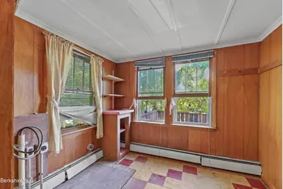 8 Lower Linden St, Adams, MA 01220 - Photo 13