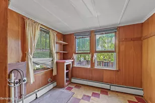 8 Lower Linden St, Adams, MA 01220 - Photo 13