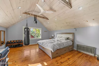 1081 West St, Pittsfield, MA 01201 - Photo 29