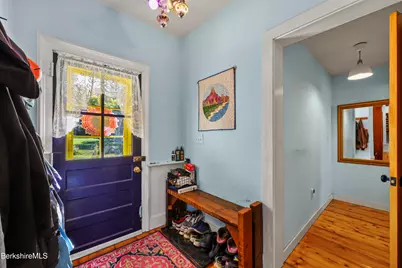 1081 West St, Pittsfield, MA 01201 - Photo 25