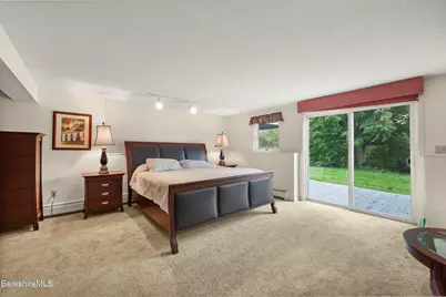 30 Walden Ln, Pittsfield, MA 01201 - Photo 19