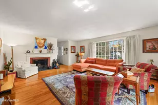 8 Clydesdale Dr, Pittsfield, MA 01201 - Photo 5