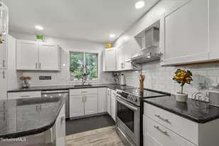 4 Caratina Dr, Pittsfield, MA 01201 - Photo 13