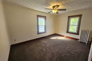 64 Melrose St, Adams, MA 01220 - Photo 3