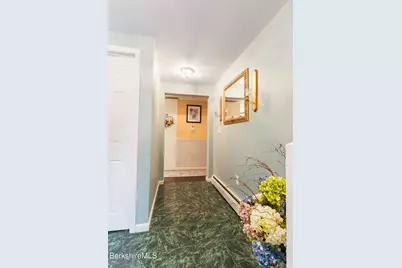 10 Caratina Dr, Pittsfield, MA 01201 - Photo 25