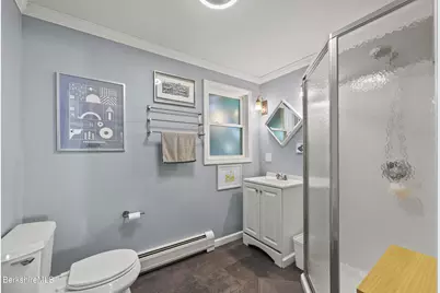 68 Gallup St, North Adams, MA 01247 - Photo 31