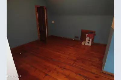 127 Depot St, Cheshire, MA 01225 - Photo 23