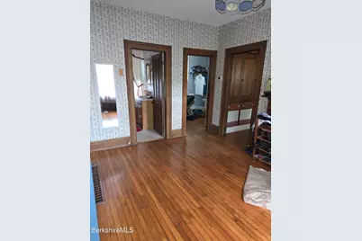 127 Depot St, Cheshire, MA 01225 - Photo 9