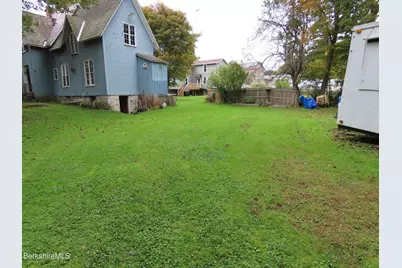127 Depot St, Cheshire, MA 01225 - Photo 33