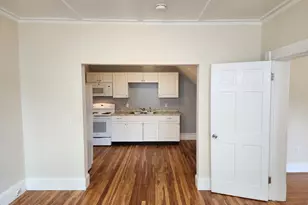 39 Onota St, Pittsfield, MA 01201 - Photo 5