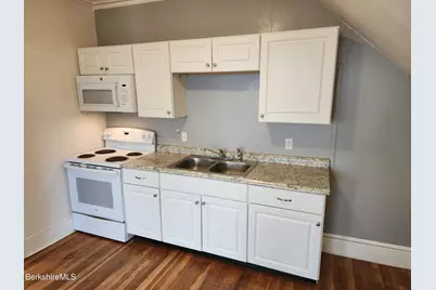 39 Onota St #Unit 1, Pittsfield, MA 01201 - Photo 7