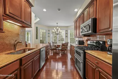 138 Alpine Trail, Pittsfield, MA 01201 - Photo 17