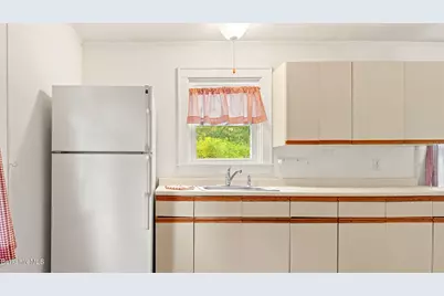 52 Sheffield Rd, Egremont, MA 01230 - Photo 9