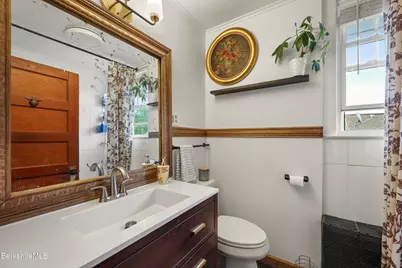 453 Elm St, Pittsfield, MA 01201 - Photo 39