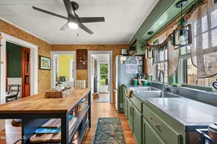 453 Elm St, Pittsfield, MA 01201 - Photo 25