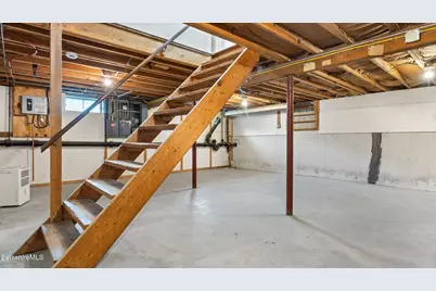 37 Broadview Ter, Pittsfield, MA 01201 - Photo 23