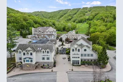 9123 Mountainside Dr, Hancock, MA 01237 - Photo 59