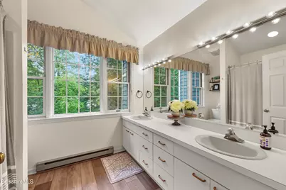 9123 Mountainside Dr, Hancock, MA 01237 - Photo 33