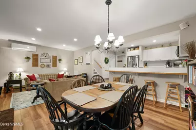 9123 Mountainside Dr, Hancock, MA 01237 - Photo 15