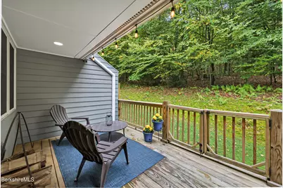 9123 Mountainside Dr, Hancock, MA 01237 - Photo 23
