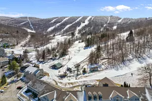 9123 Mountainside Dr, Hancock, MA 01237 - Photo 61