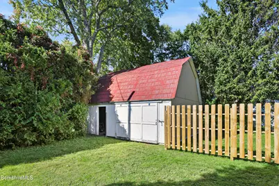 64-66 Stratford Ave, Pittsfield, MA 01201 - Photo 65
