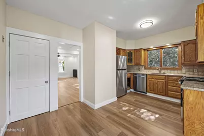 64-66 Stratford Ave, Pittsfield, MA 01201 - Photo 19