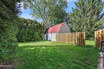 64-66 Stratford Ave, Pittsfield, MA 01201 - Photo 63