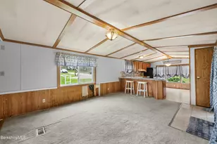 [Address not provided], Hinsdale, MA 01235 - Photo 5