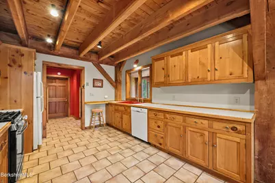 525 Rote Hill Rd, Sheffield, MA 01257 - Photo 19