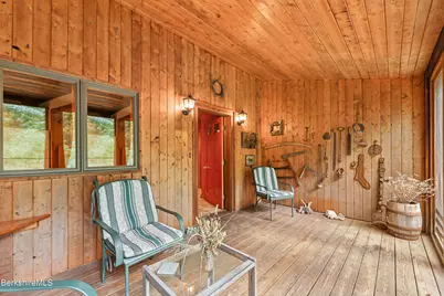 525 Rote Hill Rd, Sheffield, MA 01257 - Photo 13