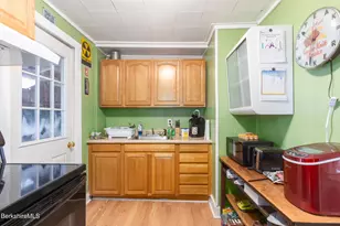 51-53 Brown St, Pittsfield, MA 01201 - Photo 33
