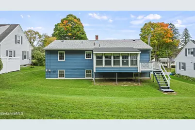25 Brighton Ave, Pittsfield, MA 01201 - Photo 35