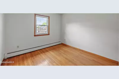 25 Brighton Ave, Pittsfield, MA 01201 - Photo 25