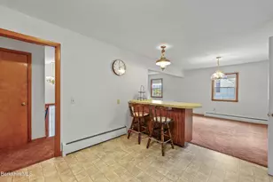 25 Brighton Ave, Pittsfield, MA 01201 - Photo 15