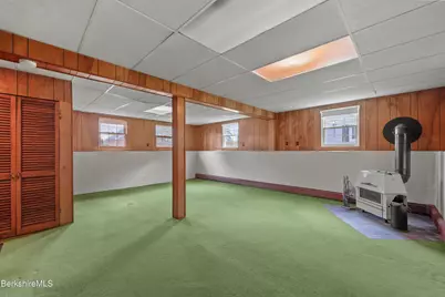 25 Brighton Ave, Pittsfield, MA 01201 - Photo 31