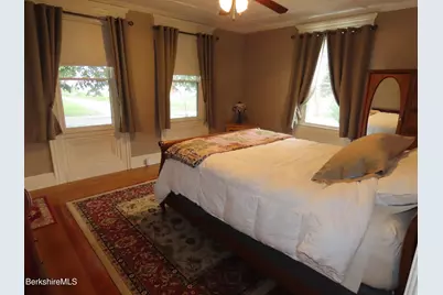9 Summer St, Adams, MA 01220 - Photo 19