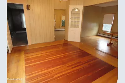 9 Summer St, Adams, MA 01220 - Photo 29
