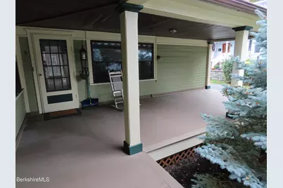 9 Summer St, Adams, MA 01220 - Photo 3