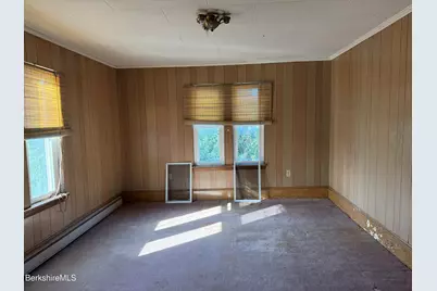 17 Goodman Ln, Pittsfield, MA 01201 - Photo 37
