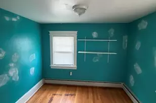 8 1/2 Orchard St, Adams, MA 01220 - Photo 9