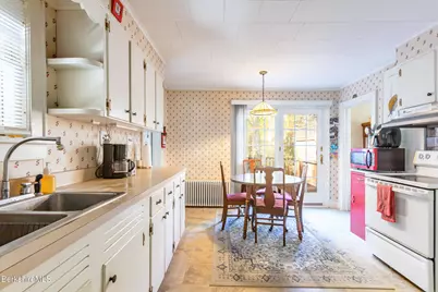1020 Williams St, Pittsfield, MA 01201 - Photo 15