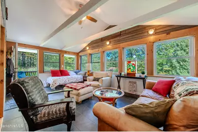 31 Old Carriage Rd, Becket, MA 01223 - Photo 11