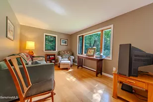 31 Old Carriage Rd, Becket, MA 01223 - Photo 5