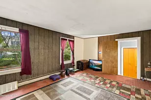 85 Clarendon St, Pittsfield, MA 01201 - Photo 15