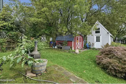 85 Clarendon St, Pittsfield, MA 01201 - Photo 39