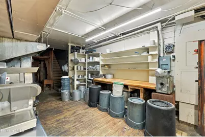 100 Fenn St, Pittsfield, MA 01201 - Photo 27